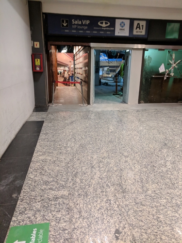 Entrada VIp + vista a plataforma en aeroparque